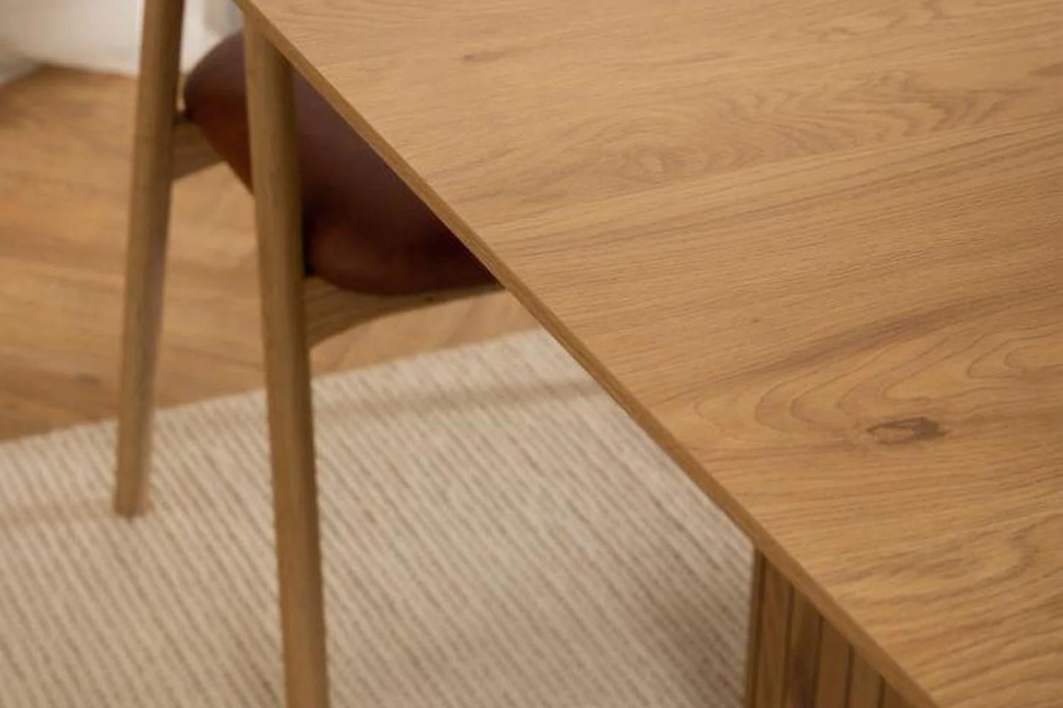 Colima Dining Table in Oak 210x100cm - Image 4