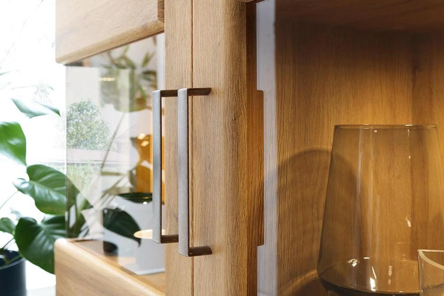 Cortina Tall Wide 2 Door Glazed Display Cabinet In Grandson Oak - Image 5